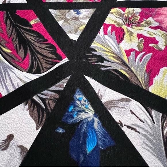 ASOS Womens Color Blocked Hawaiian Geometric Mixed Media Top US Size 6 Pink Blue - Picture 11 of 16